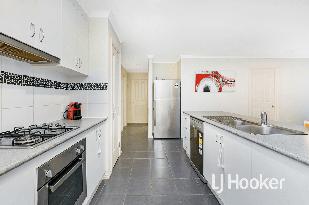 10/18-20 Ben Drive, PAKENHAM, VIC 3810