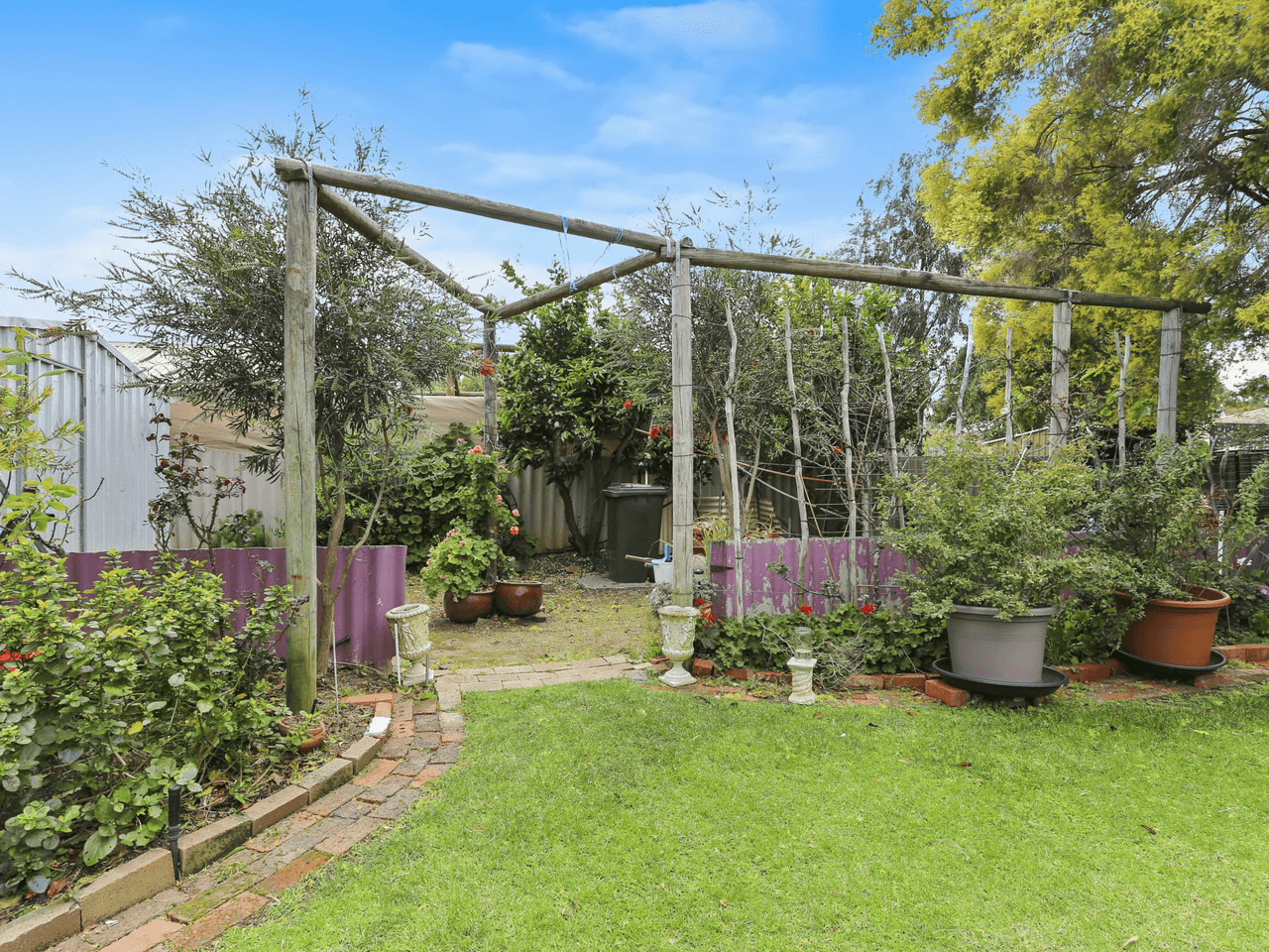 82 Herbert Road, HARVEY, WA 6220