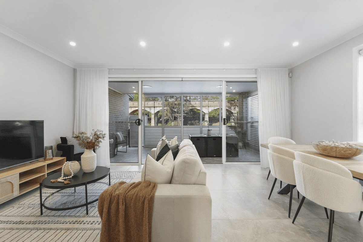 44a Bolaro Avenue, GREYSTANES, NSW 2145