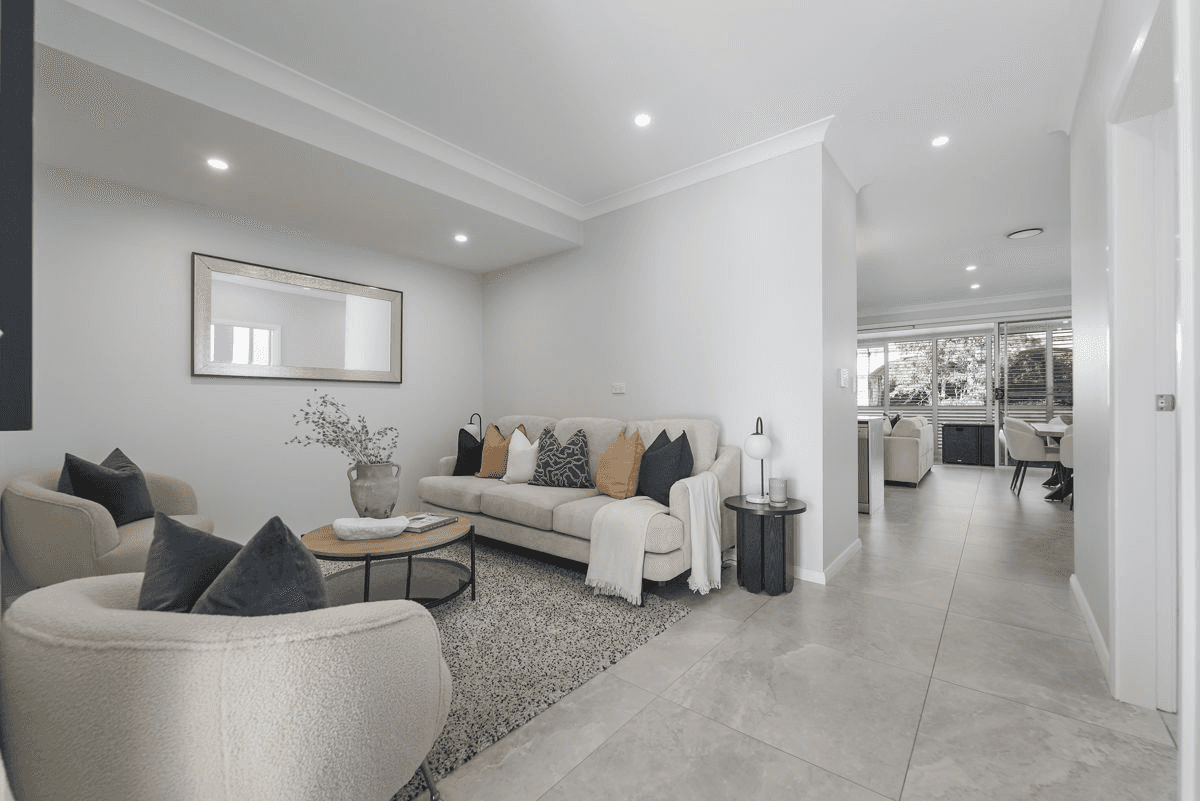44a Bolaro Avenue, GREYSTANES, NSW 2145