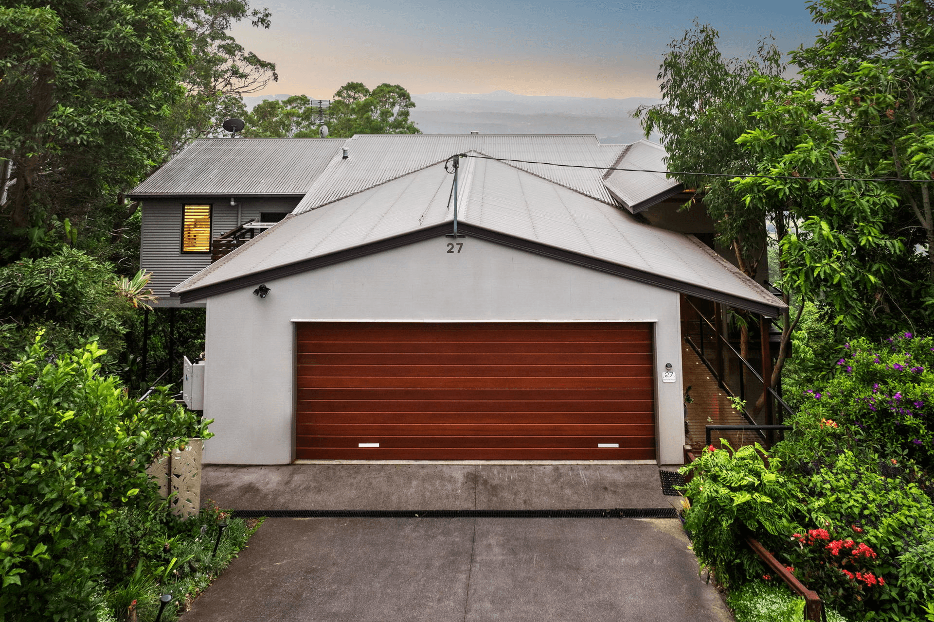 27 Balmoral Road, Montville, QLD 4560