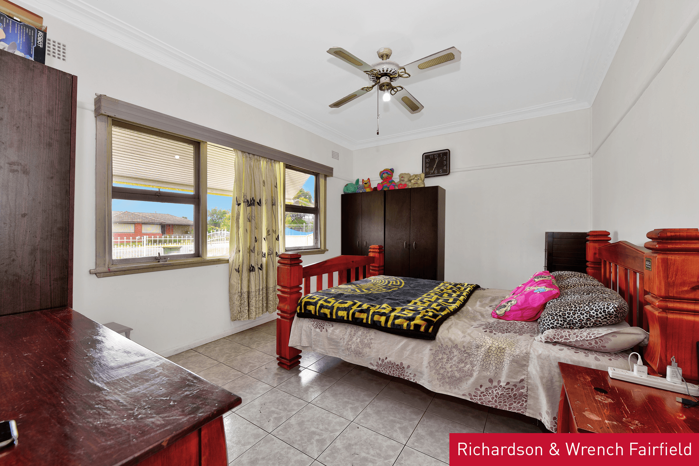 15 Granville Street, FAIRFIELD HEIGHTS, NSW 2165