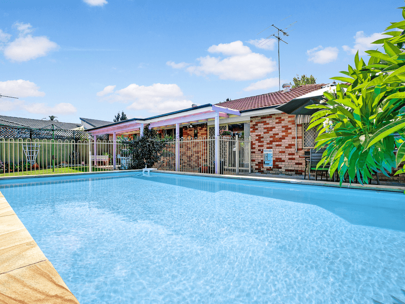 57 Epping Forest Dr, KEARNS, NSW 2558