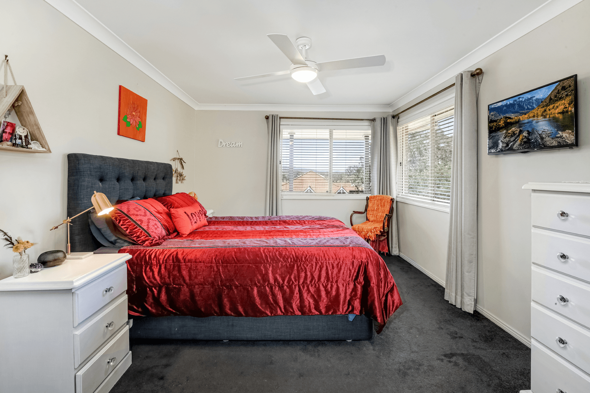 1/1 Thistle Glen Close, Green Point, NSW 2251