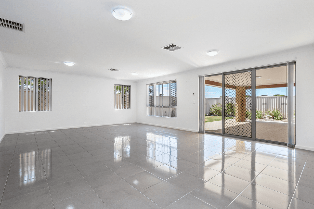 8/10 Jean Street, BEACONSFIELD, WA 6162