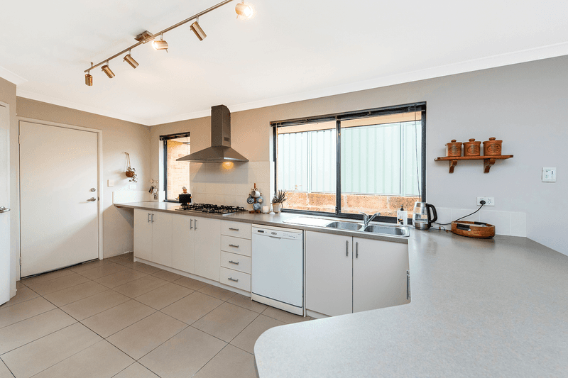 3 Explorers Crescent, BALDIVIS, WA 6171