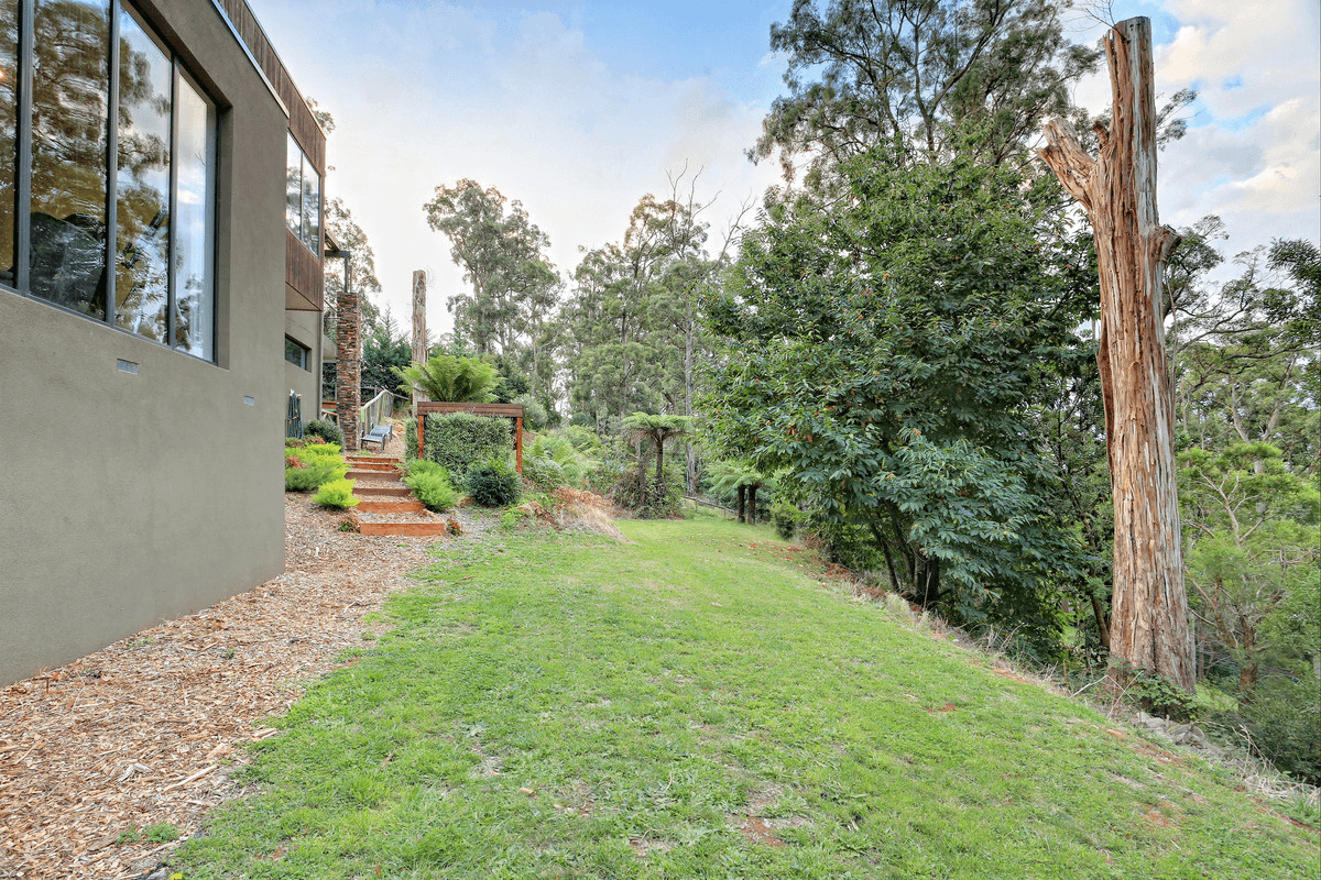 33 Seabreeze Avenue, Ferny Creek, VIC 3786