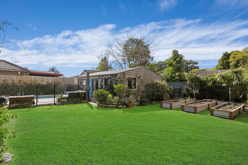 19 Worsley Avenue, East Hills, NSW 2213