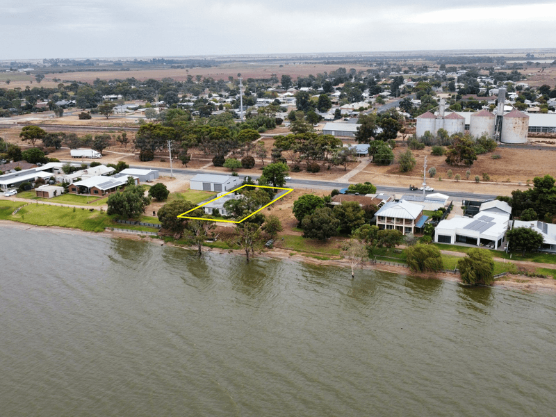 Unit 1 & 2/123 Murray Valley Highway, LAKE BOGA, VIC 3584