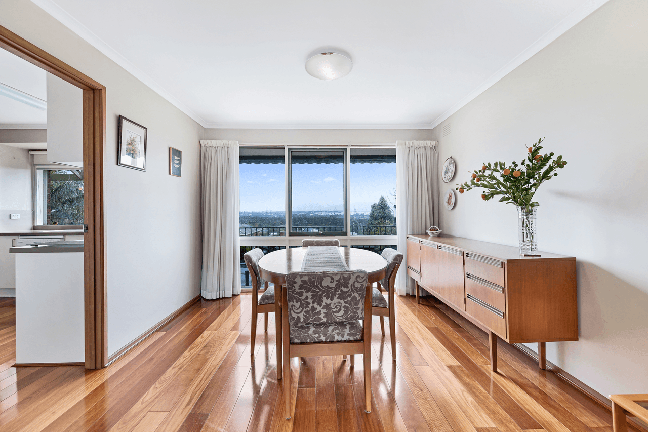 63 Craig Hill Drive, WHEELERS HILL, VIC 3150
