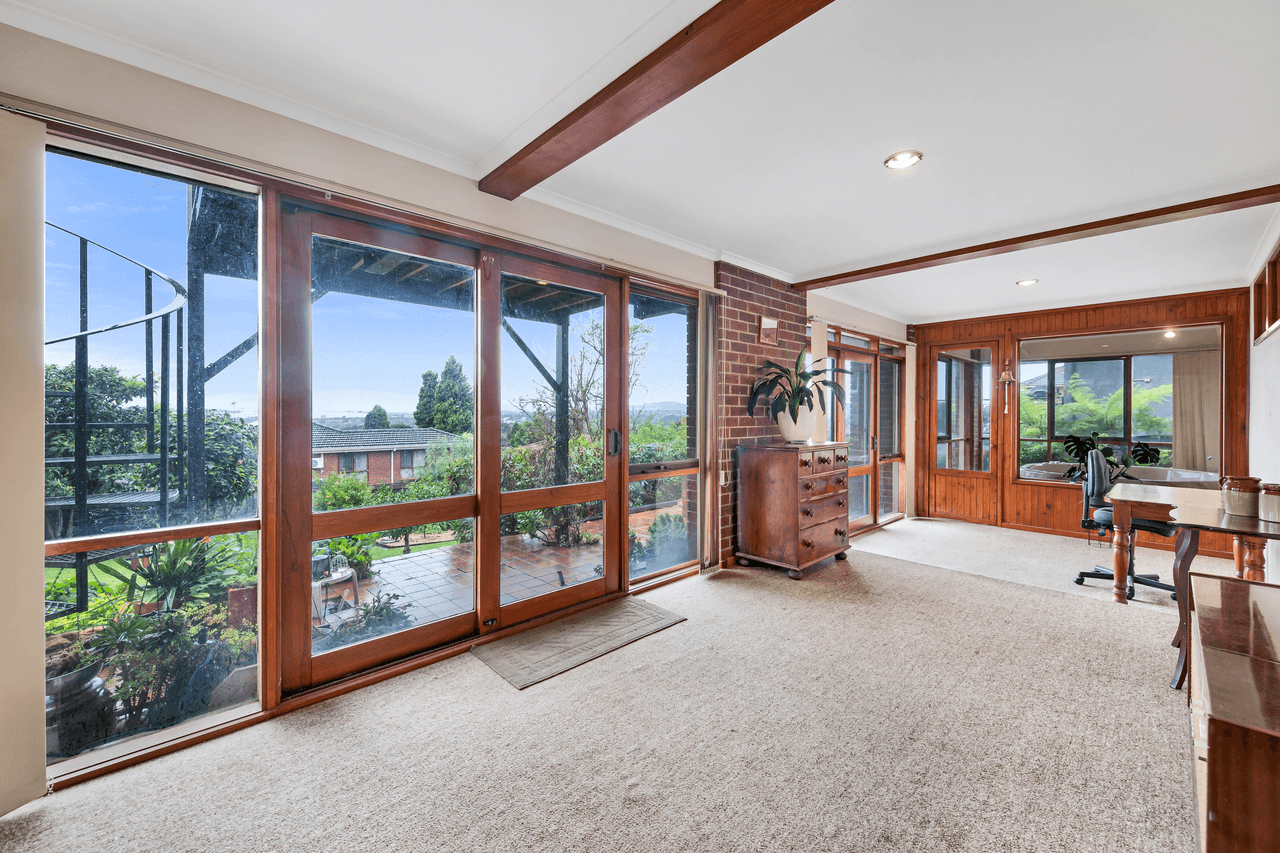 63 Craig Hill Drive, WHEELERS HILL, VIC 3150