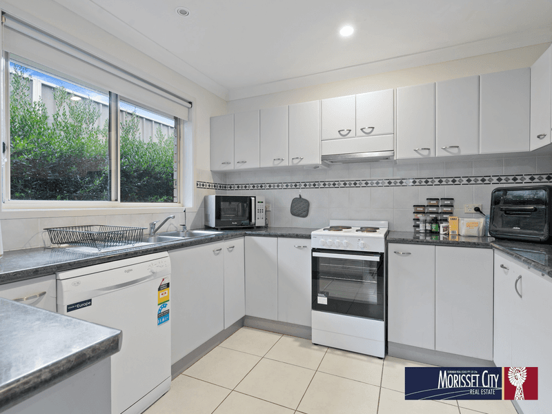 31 Stockdale Street, MORISSET, NSW 2264