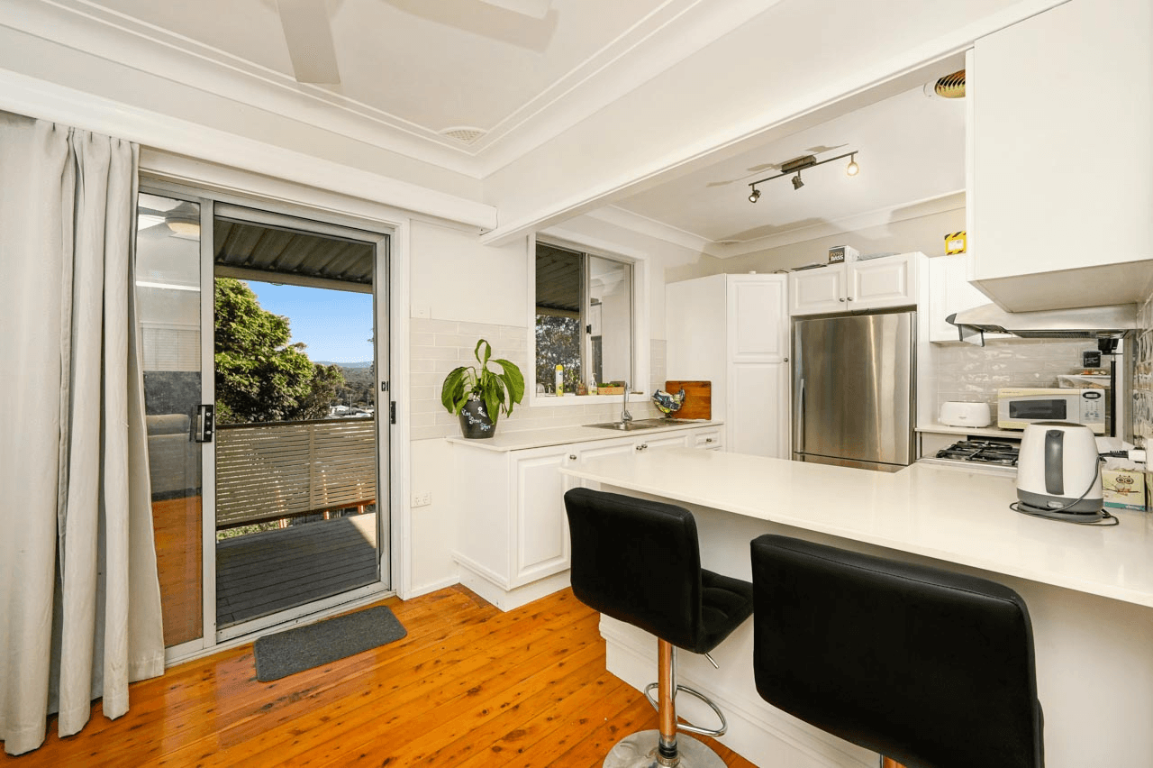 16 Sandra Street, FENNELL BAY, NSW 2283