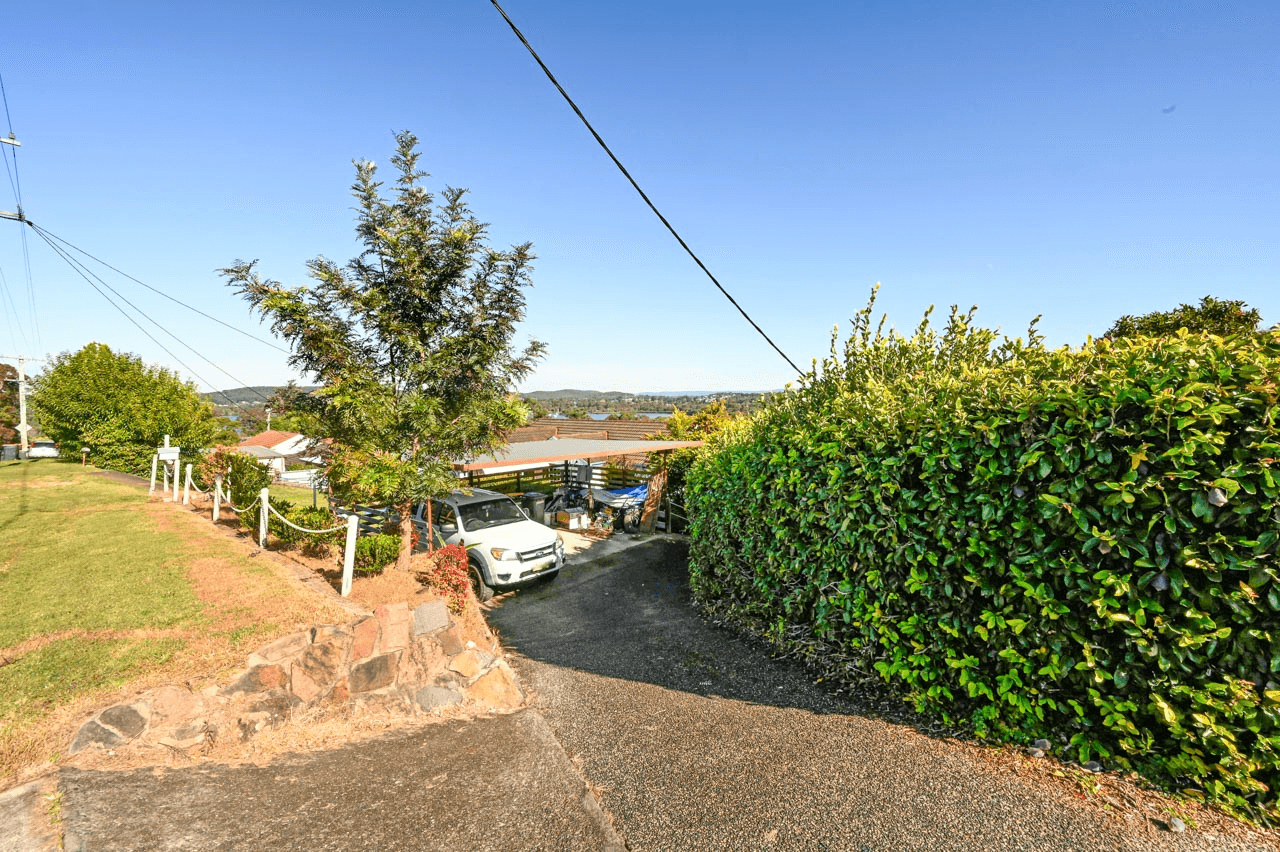 16 Sandra Street, FENNELL BAY, NSW 2283