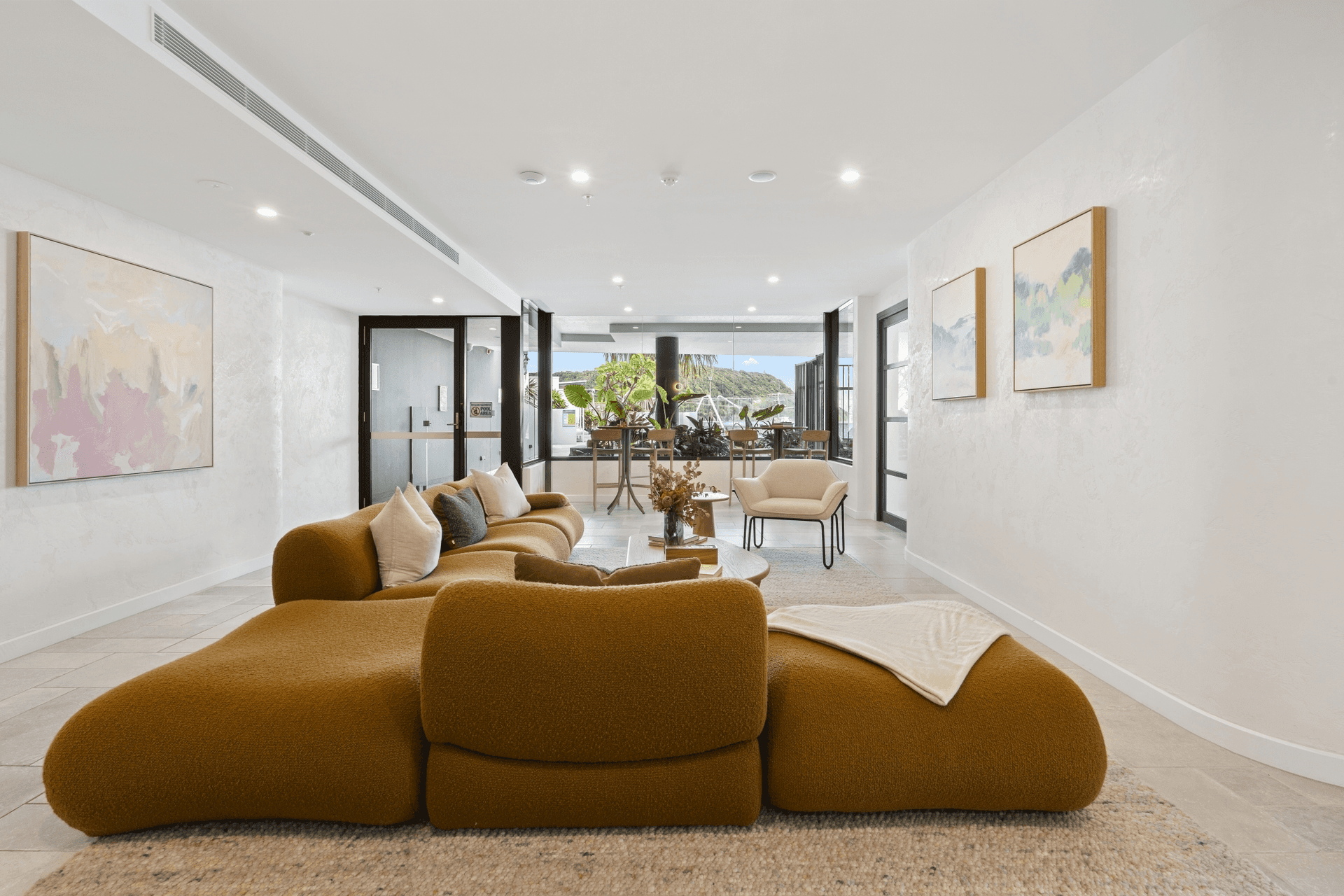 404/5 Nyrang Avenue, Palm Beach, QLD 4221
