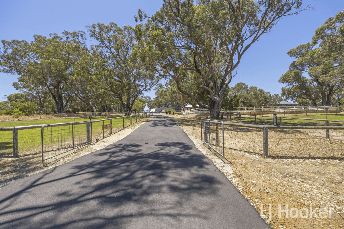 229 Countryside Drive, TWO ROCKS, WA 6037