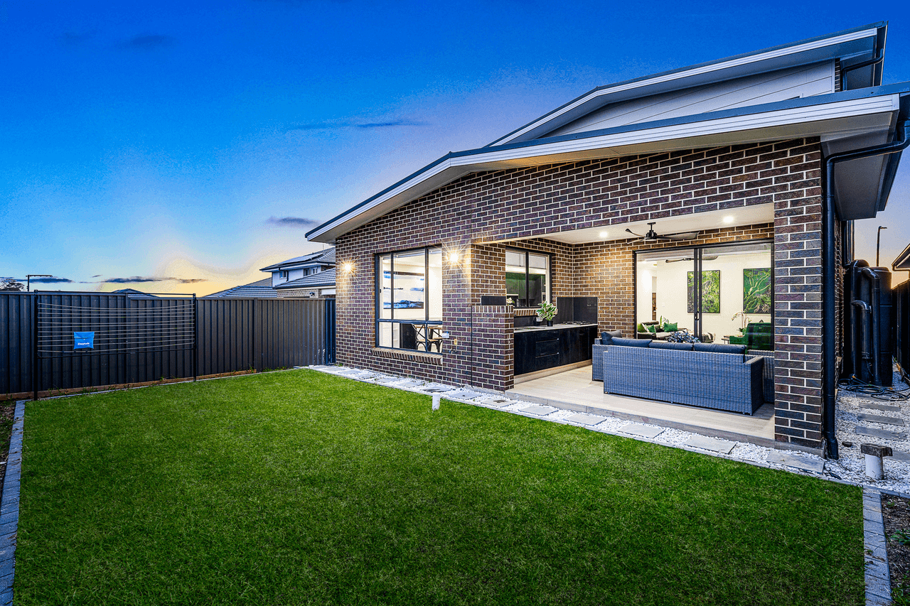 8 Perera Street, Riverstone, NSW 2765