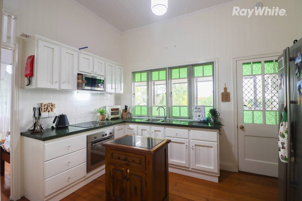 2 Ahearn Street, ROSEWOOD, QLD 4340