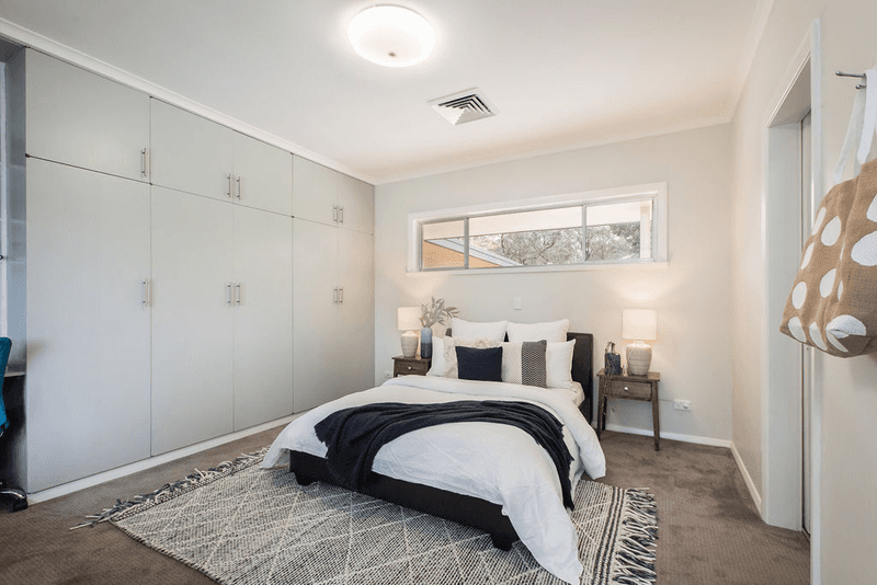 677 Lyne Street, Lavington, NSW 2641