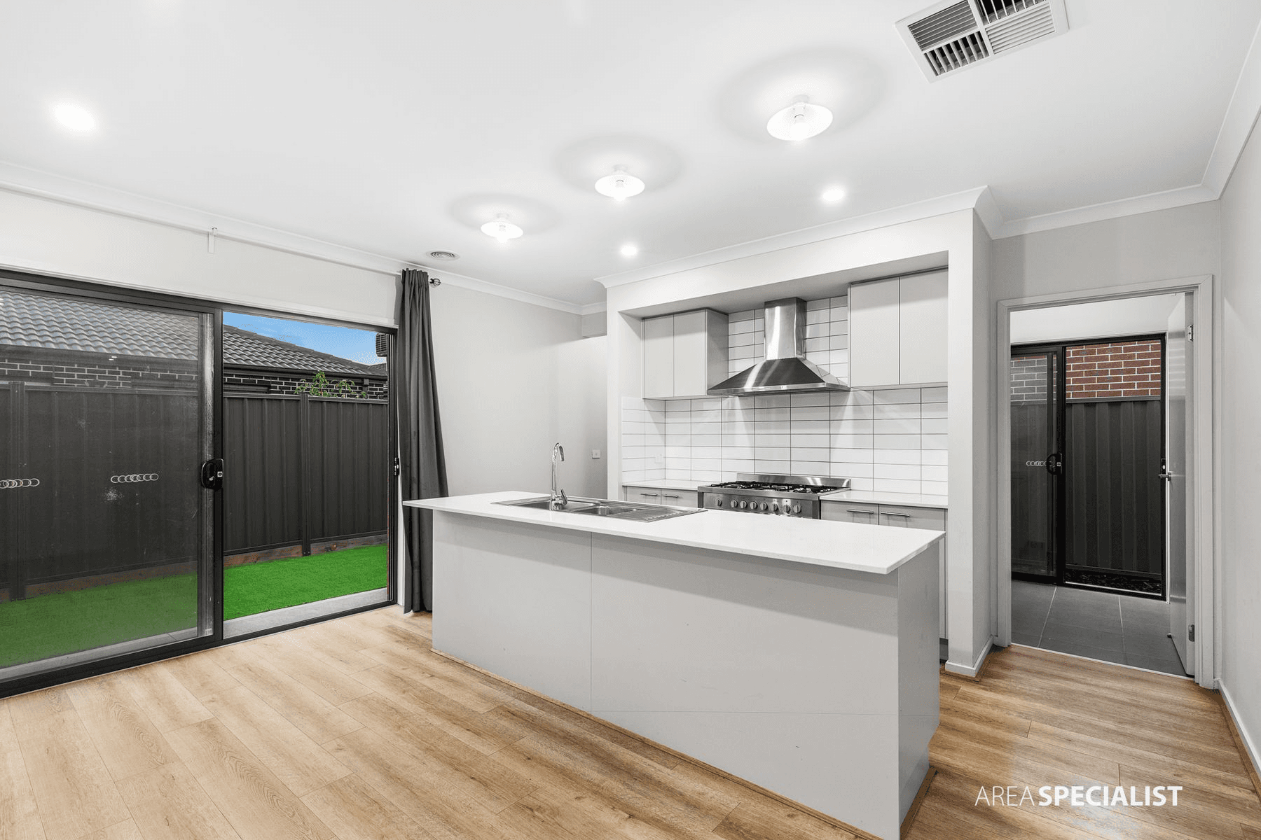 9 Kamala Drive, Tarneit, VIC 3029