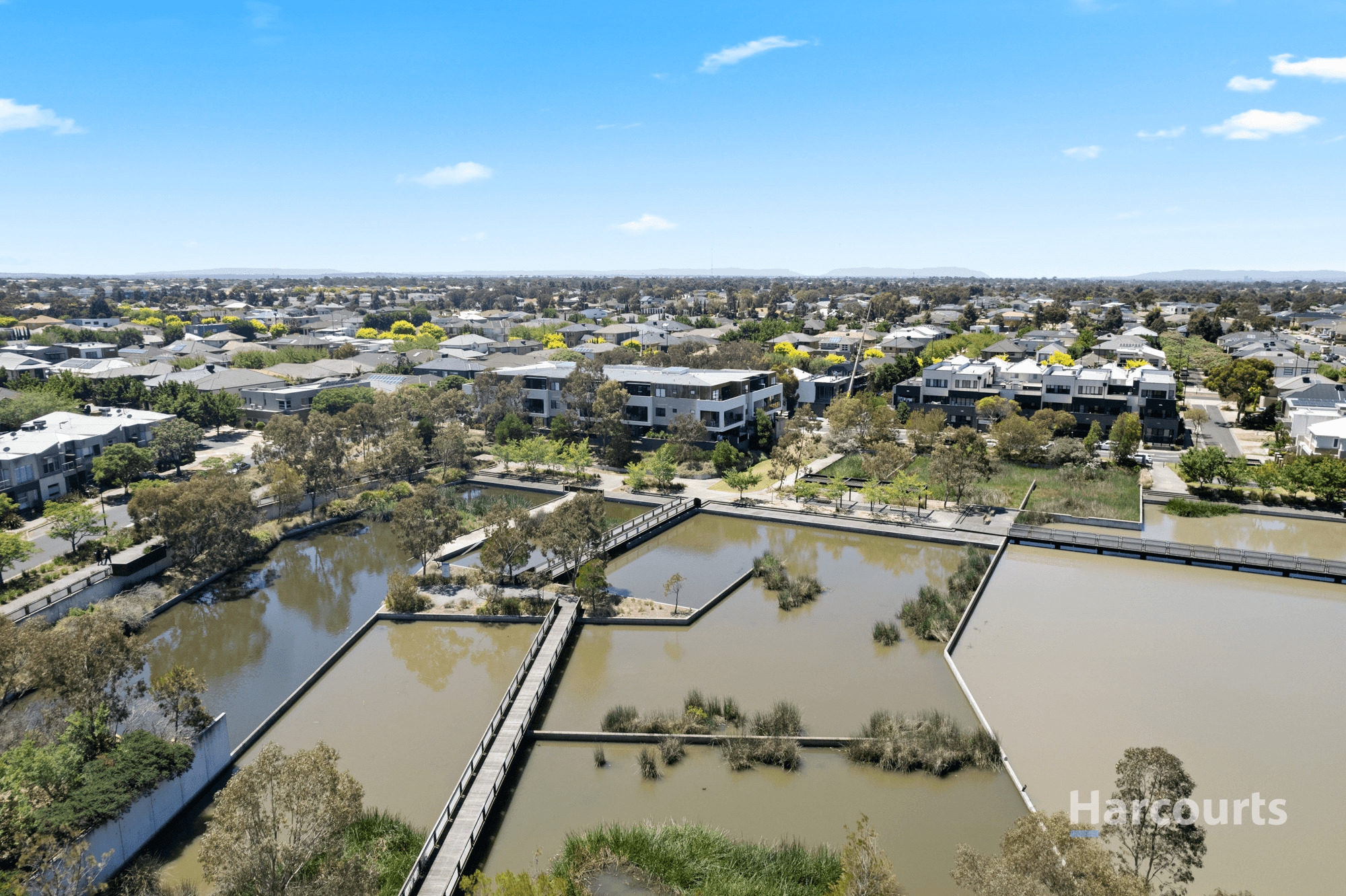 17/2 Monckton Place, Caroline Springs, VIC 3023