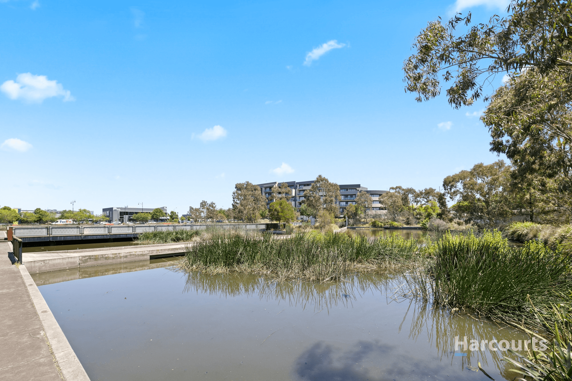 17/2 Monckton Place, Caroline Springs, VIC 3023