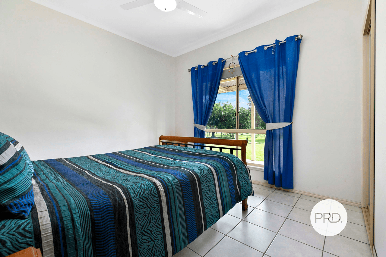 190 Nangarin Road, OAKHURST, QLD 4650