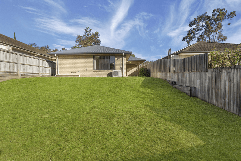 37 Carnarvon Crescent, WATERFORD, QLD 4133