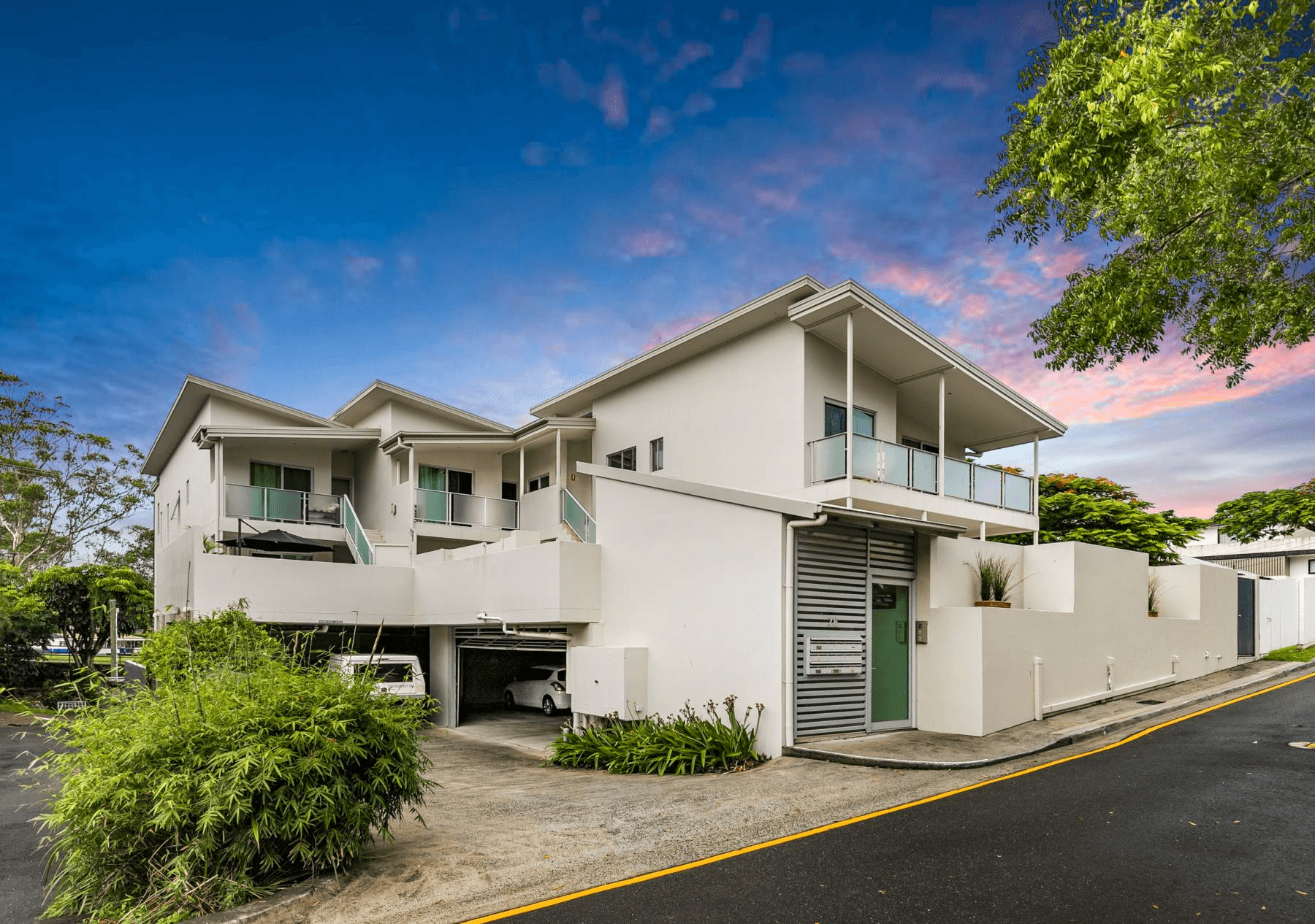 201/28 Dengate Lane, ST LUCIA, QLD 4067