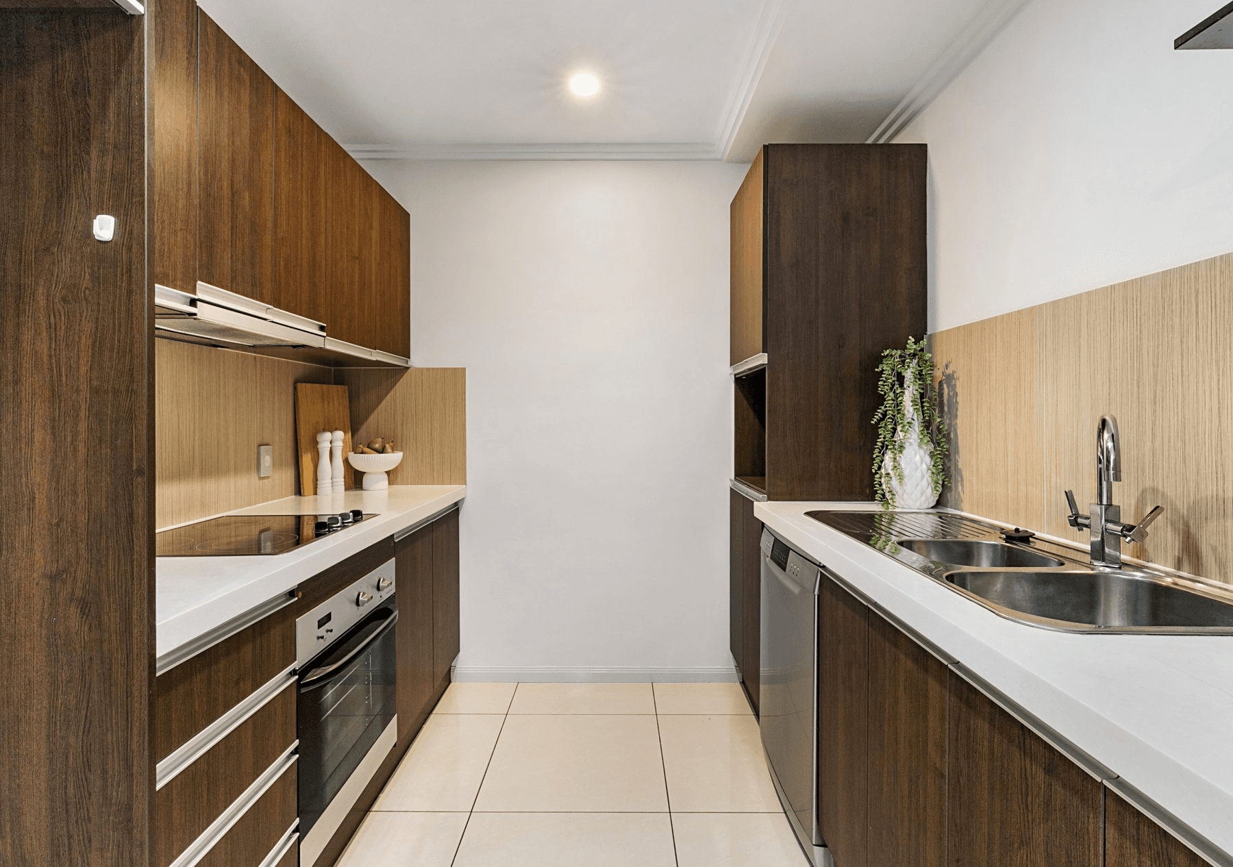 201/28 Dengate Lane, ST LUCIA, QLD 4067