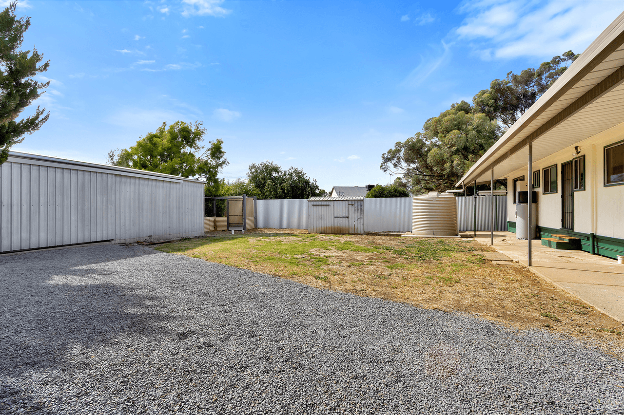 12 Curb Street, SADDLEWORTH, SA 5413