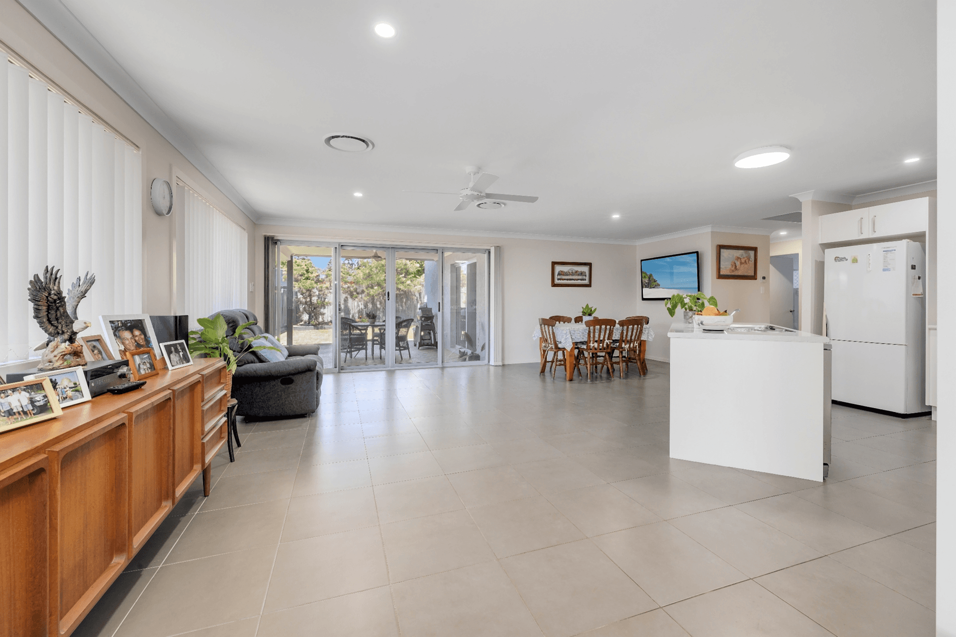 16 Prior Circuit, West Kempsey, NSW 2440