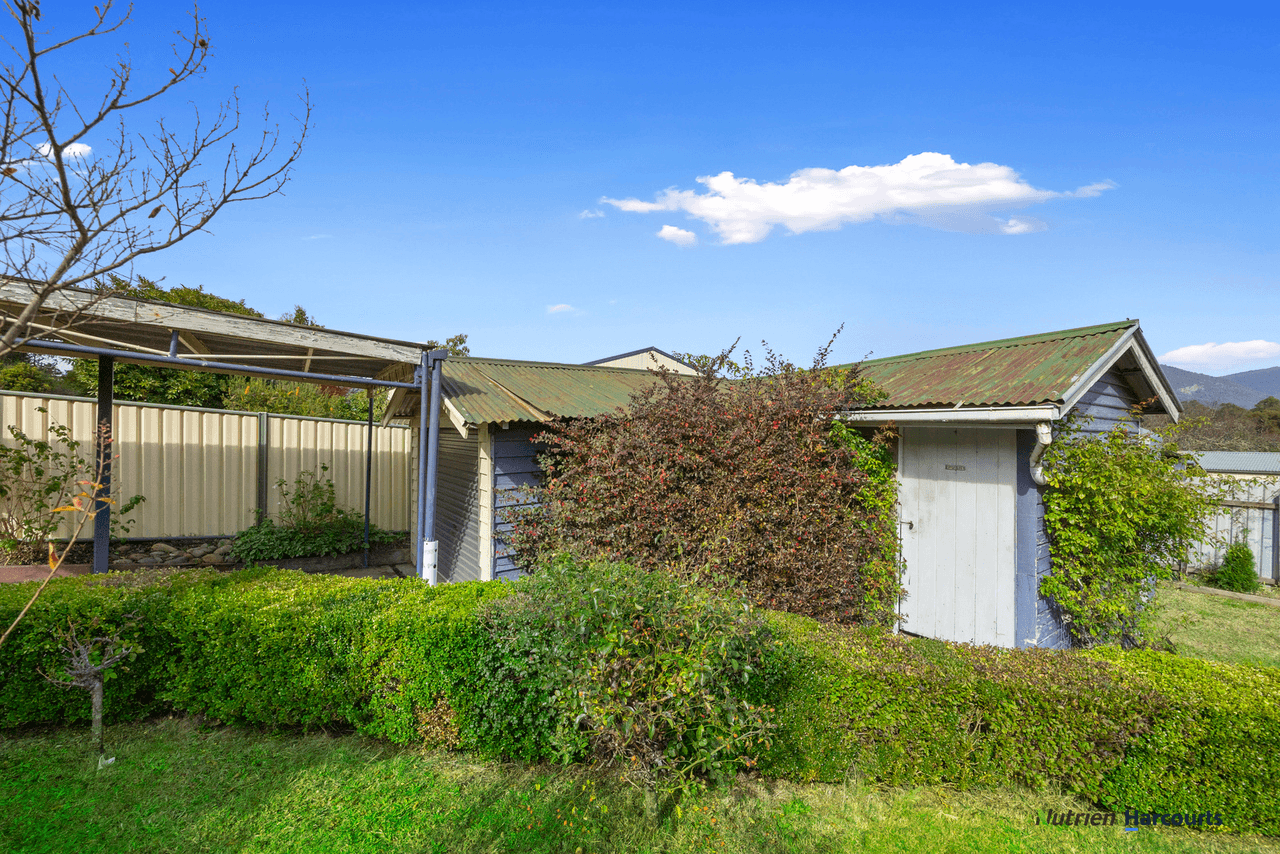 1 The Boulevard, EILDON, VIC 3713