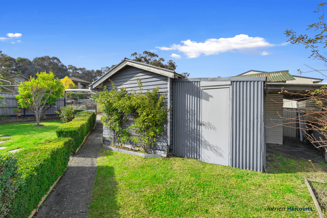 1 The Boulevard, EILDON, VIC 3713