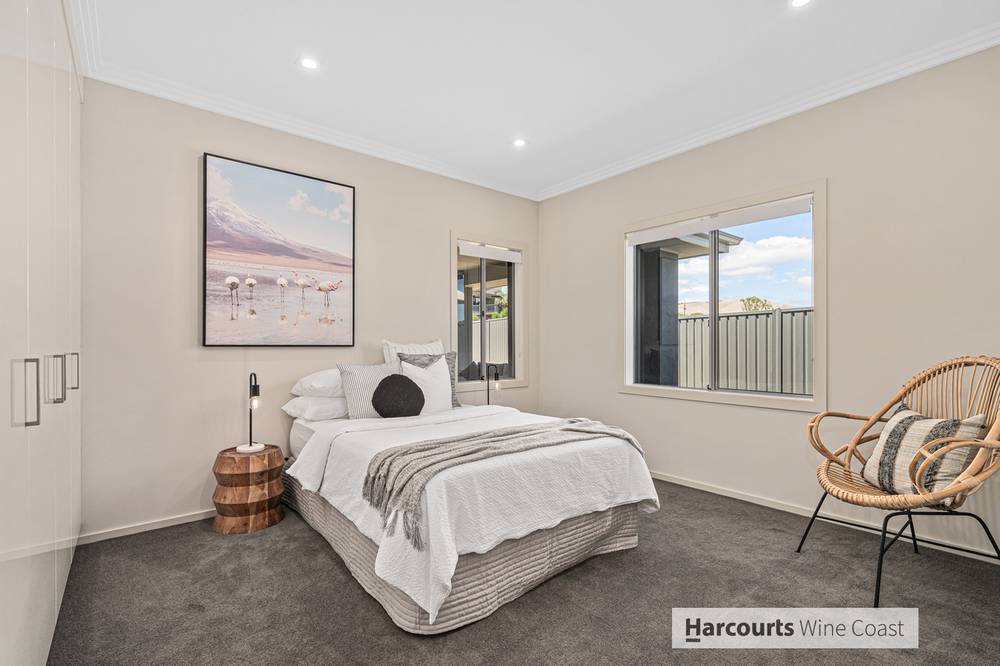 4 Duncanson Avenue, SELLICKS BEACH, SA 5174