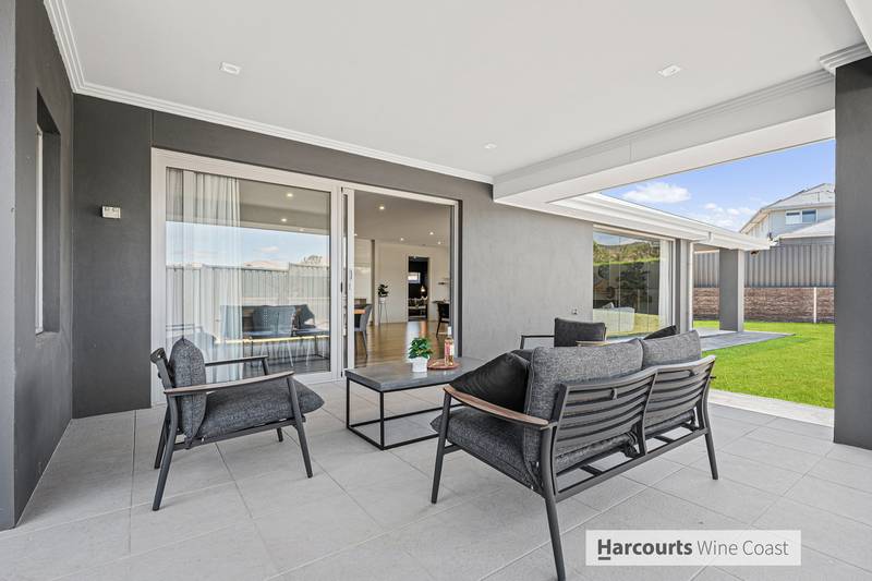 4 Duncanson Avenue, SELLICKS BEACH, SA 5174