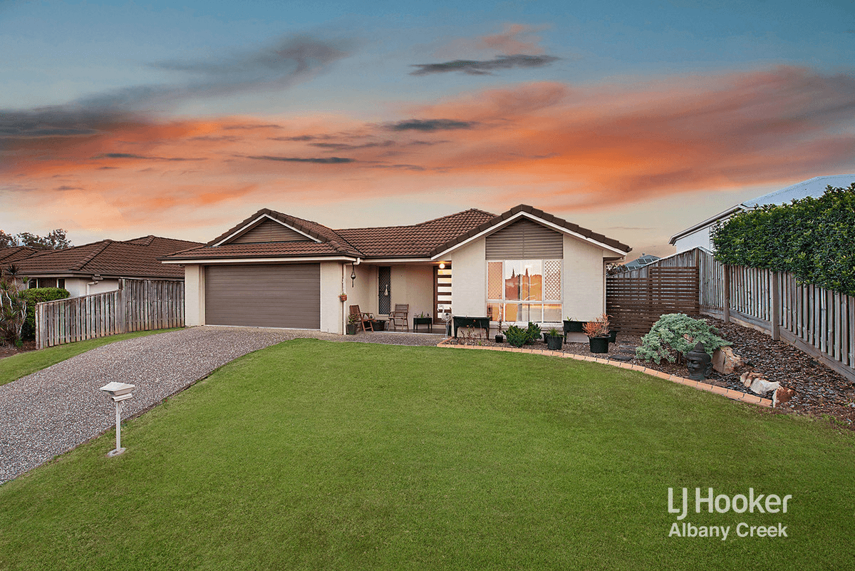 1 Bend Court, EATONS HILL, QLD 4037