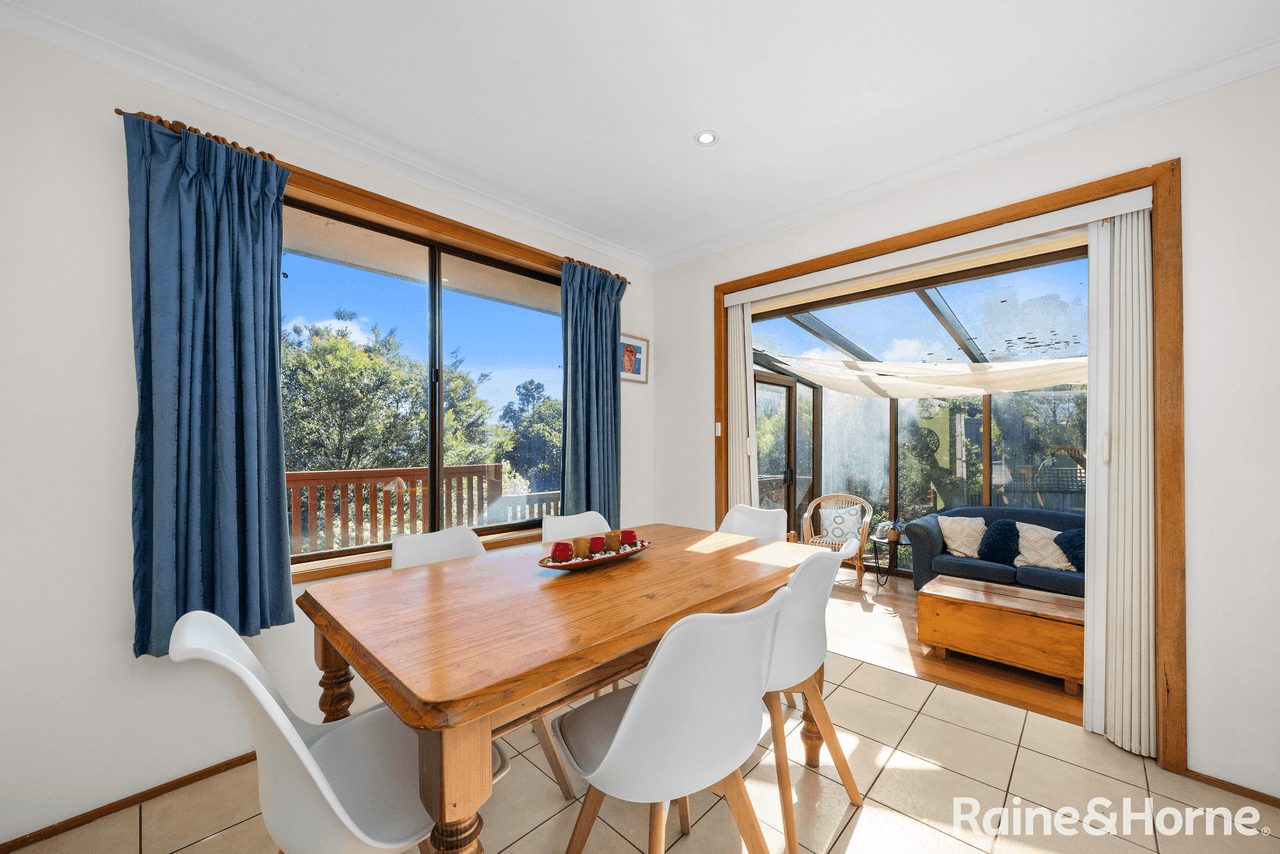 8 Seamist Court, LAUDERDALE, TAS 7021