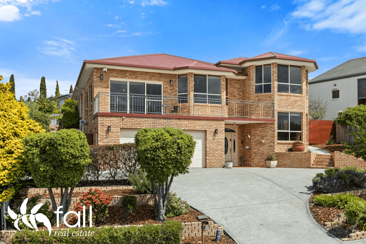 16 Tahune Crescent, BLACKMANS BAY, TAS 7052