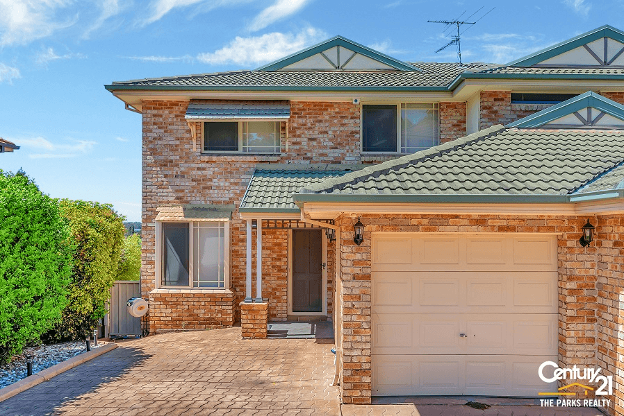 1/19 Davina Crescent, Cecil Hills, NSW 2171