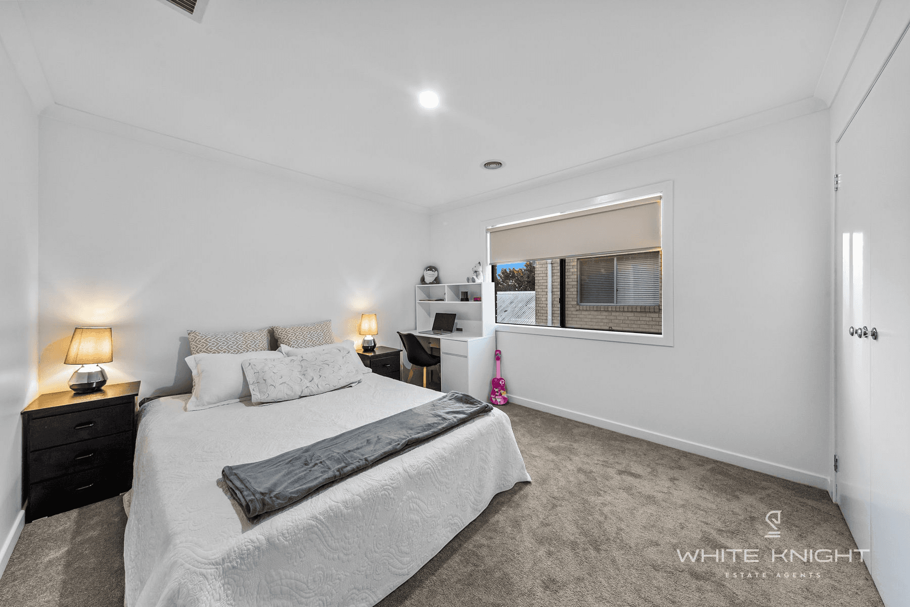 8 Oldis Close, CAROLINE SPRINGS, VIC 3023