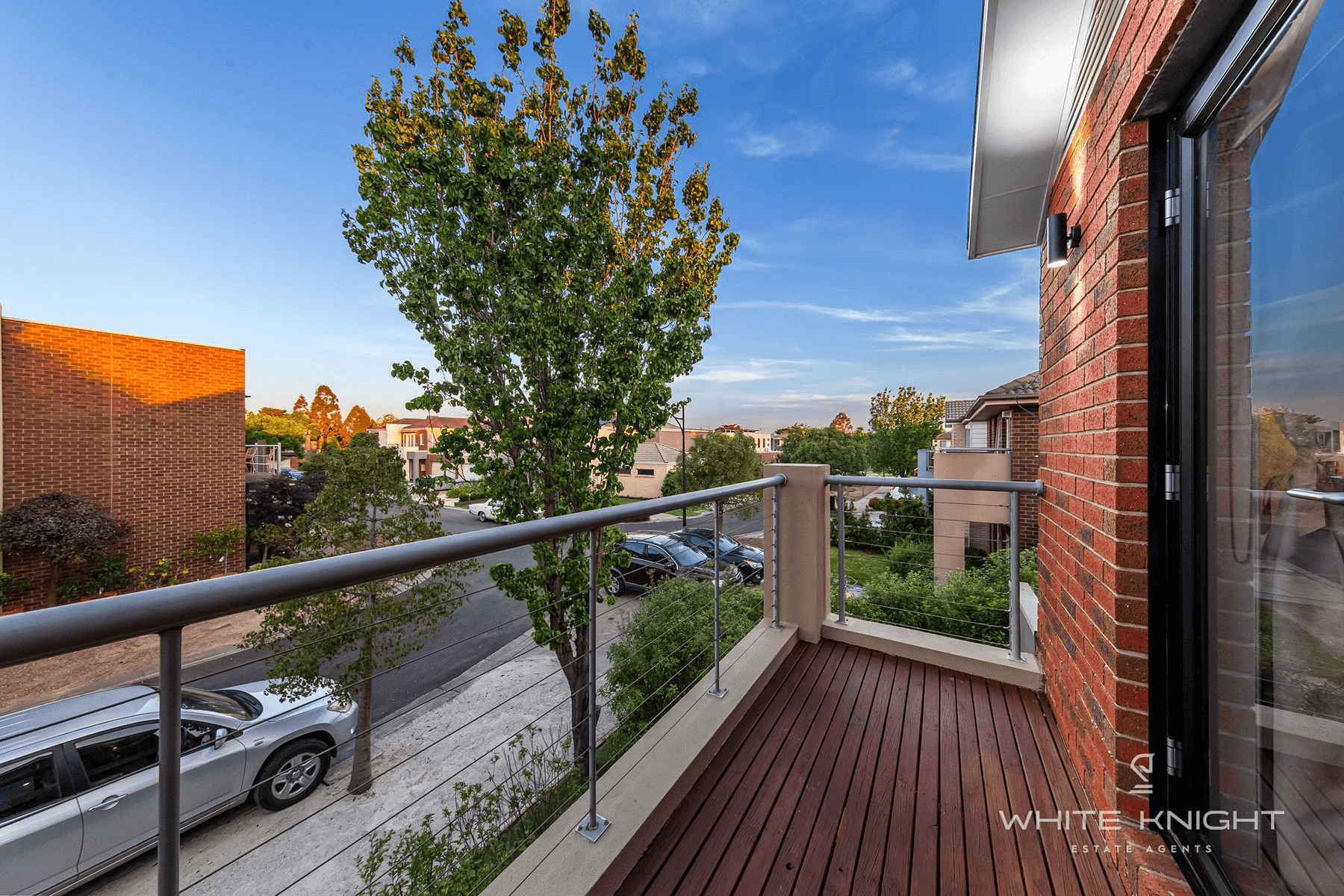 8 Oldis Close, CAROLINE SPRINGS, VIC 3023