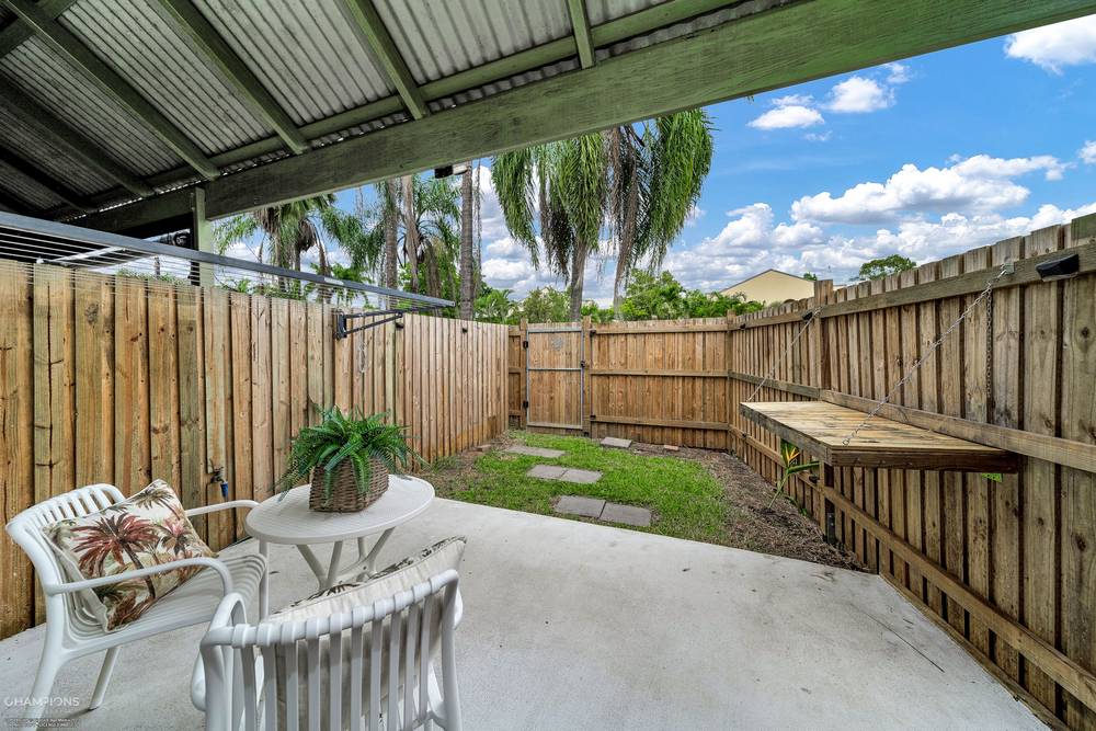 1/14 Springfield Crescent, MANOORA, QLD 4870