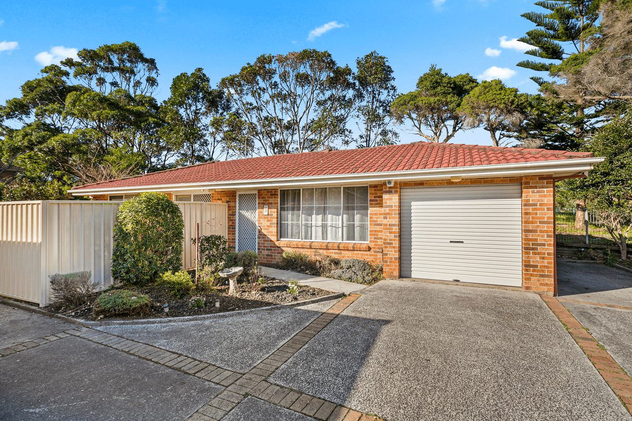 2/15 Newbold Close, THIRROUL, NSW 2515