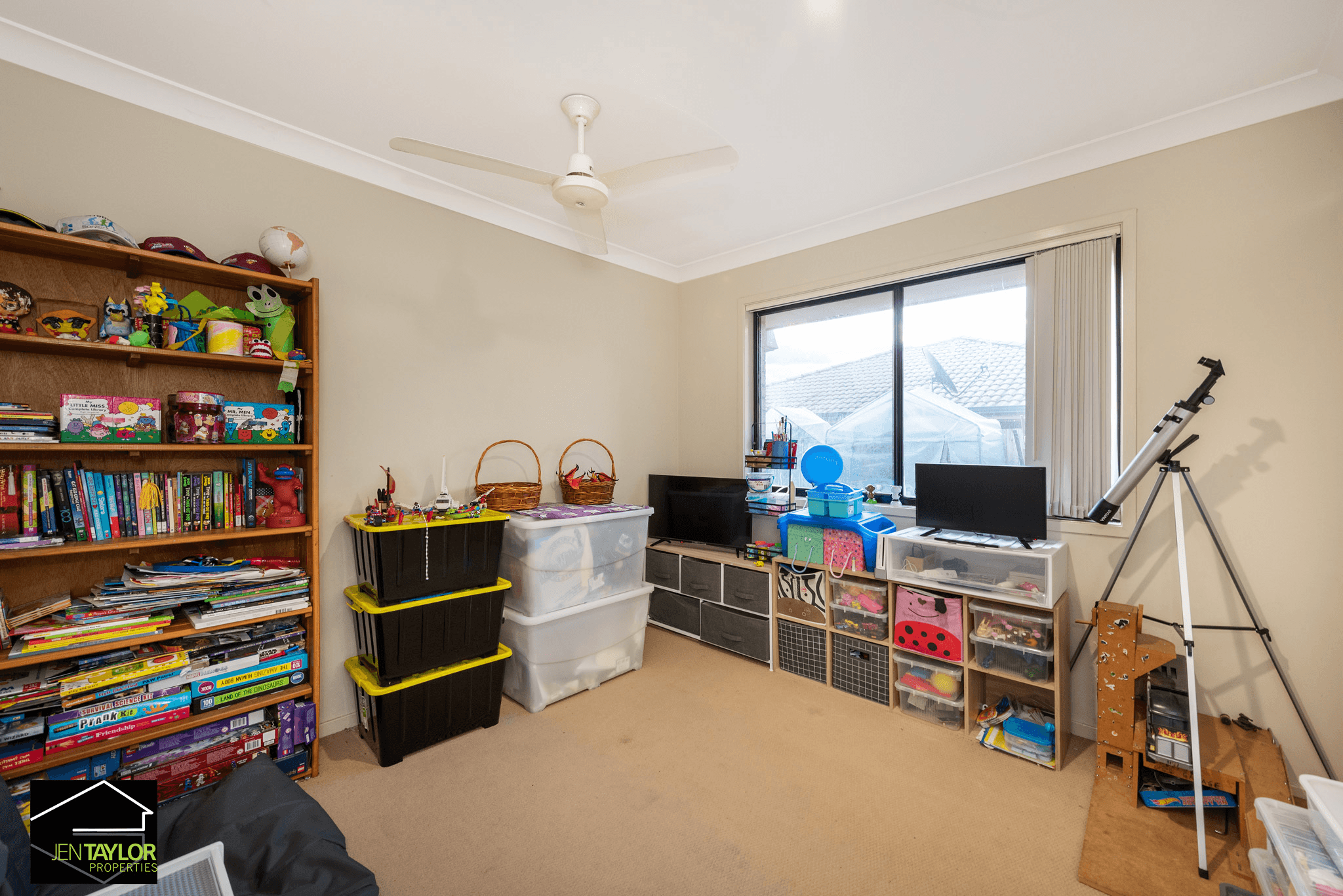 2 Paige Pl, Helidon, QLD 4344