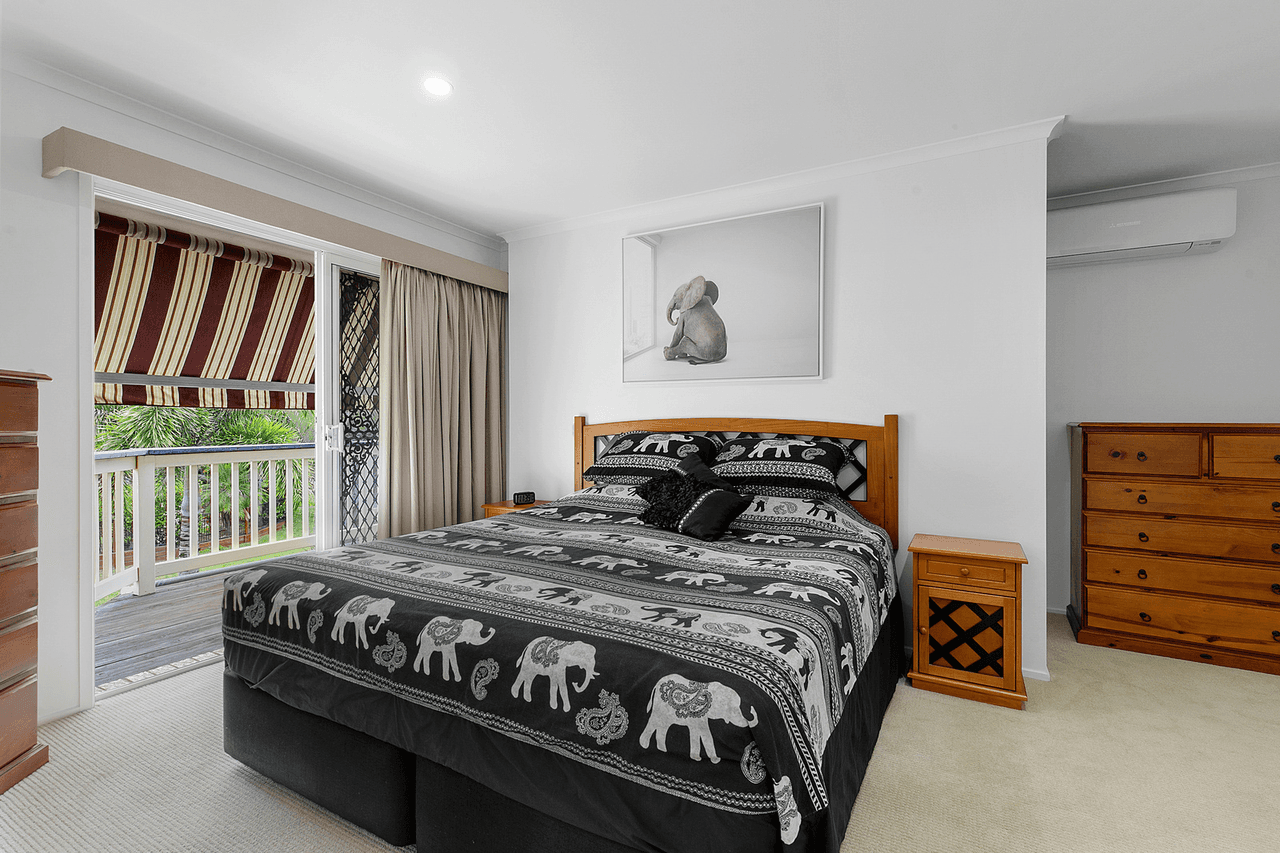 2 Cassiopeia Place, WYNNUM, QLD 4178