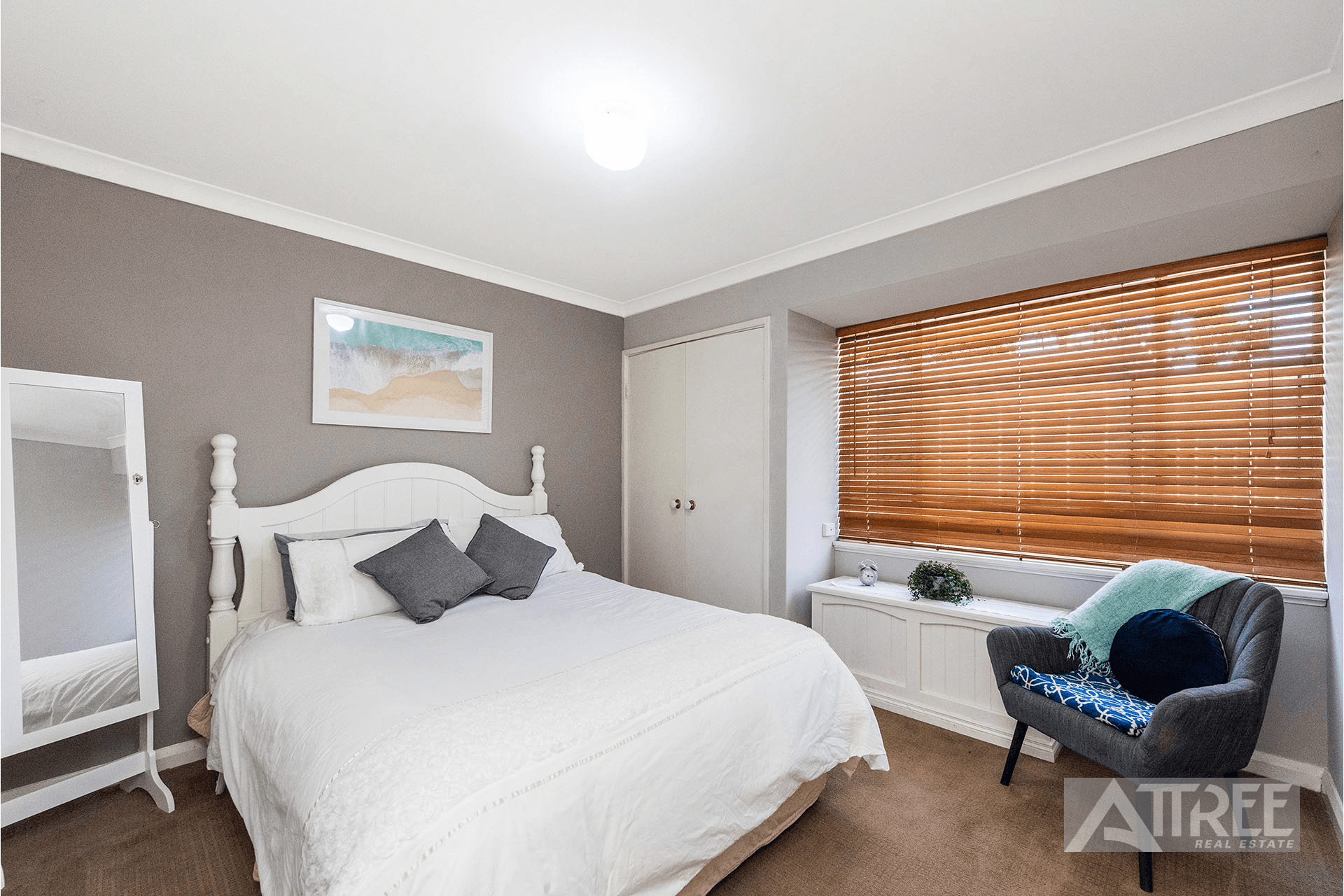 15 Ridgehaven Court, Canning Vale, WA 6155