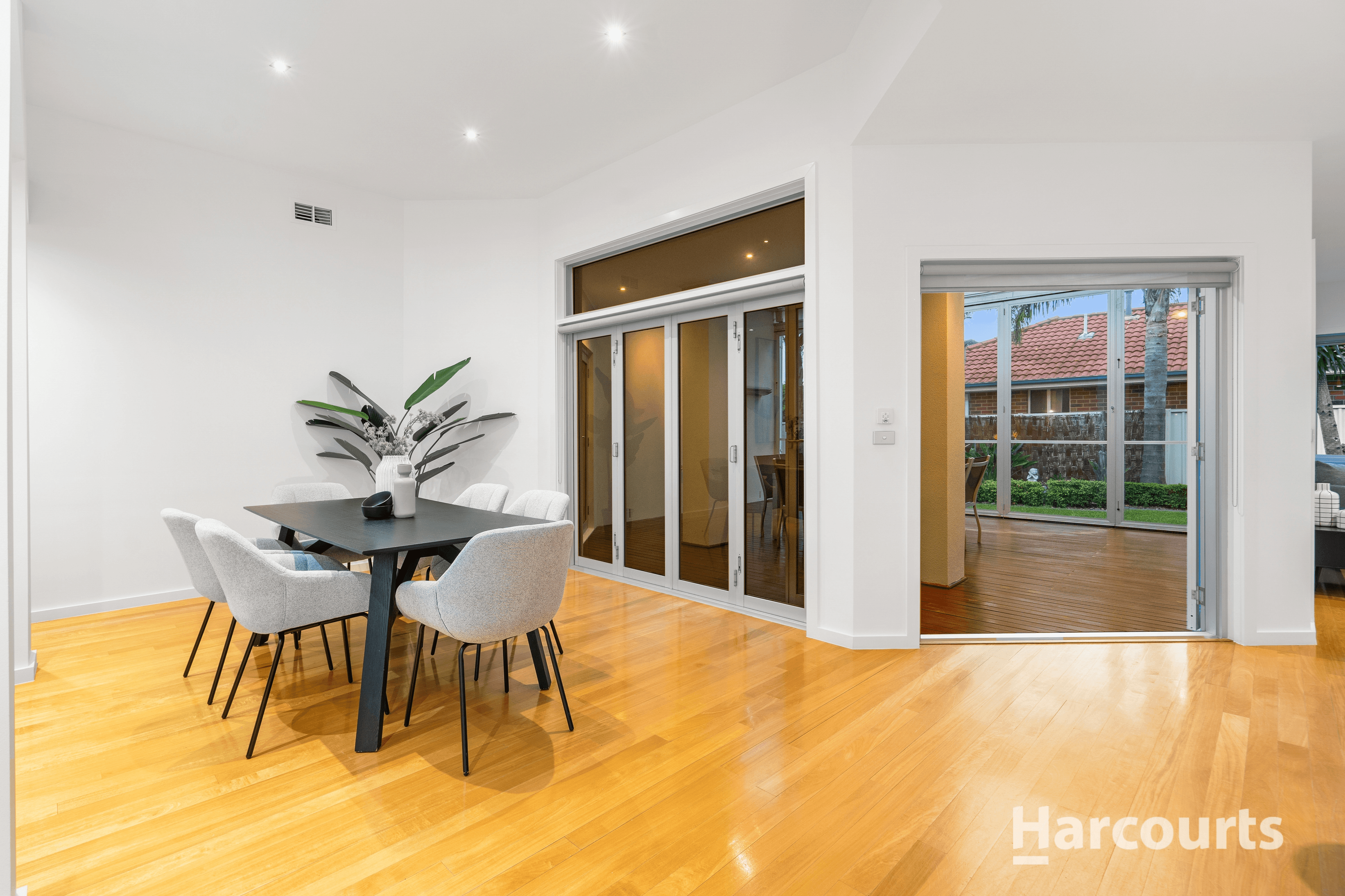 21 Yendon Close, Caroline Springs, VIC 3023