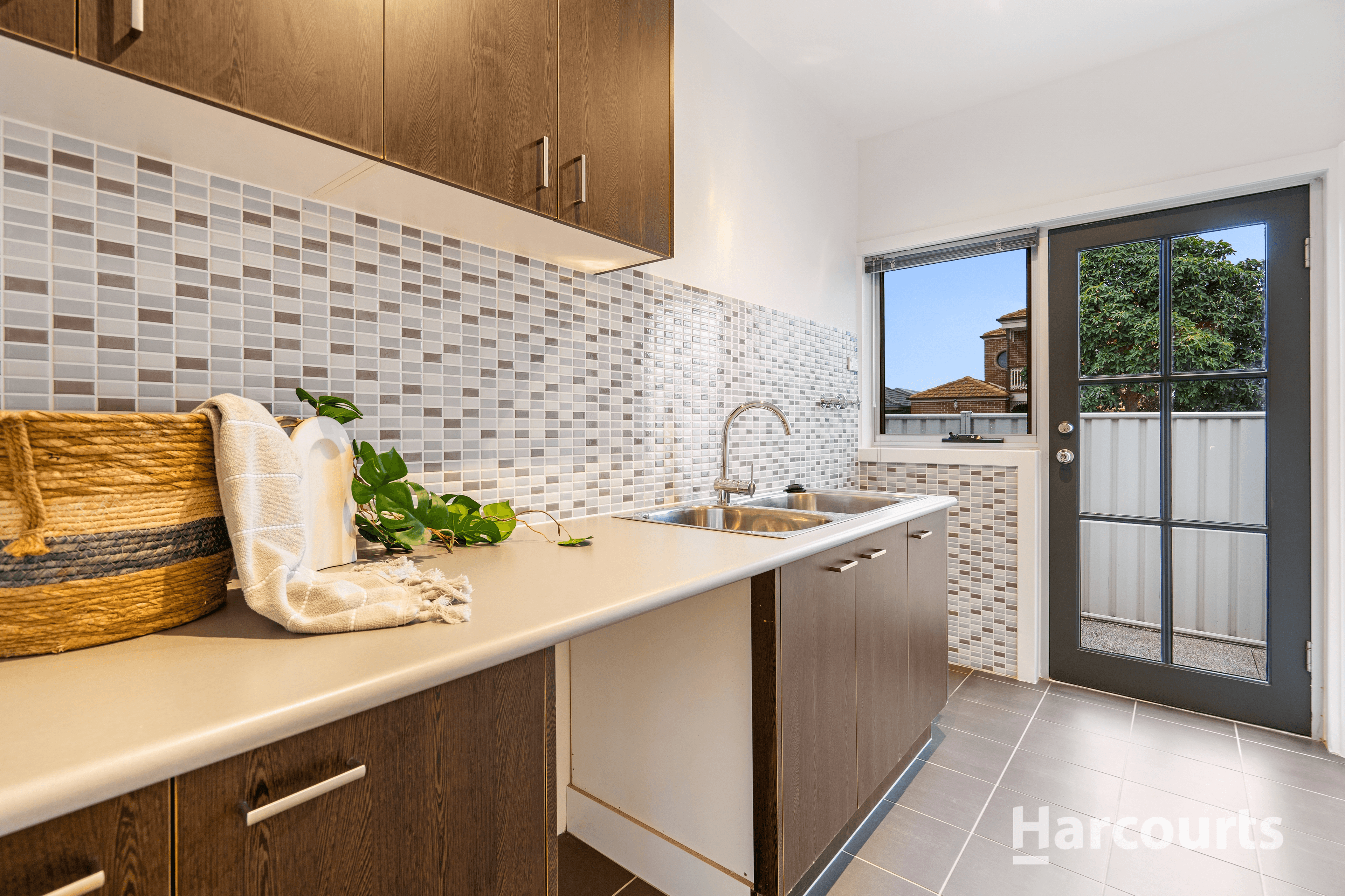 21 Yendon Close, Caroline Springs, VIC 3023