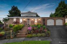 3 Honni Mews, DONCASTER EAST, VIC 3109